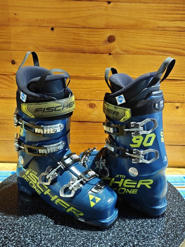 LYŽIARKY FISCHER RC ONE 90 XTR GW 28MP